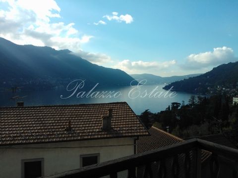 Villa in Moltrasio