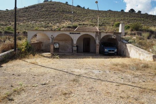 House in Hondon de las Nieves