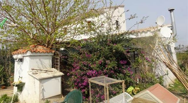 Villa in Beniarjo