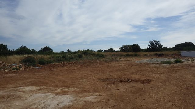 Land in Medulin