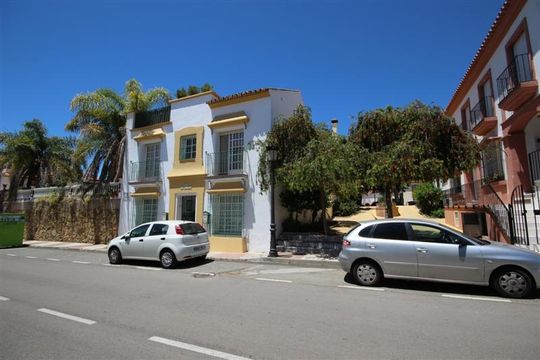 Villa in Cancelada