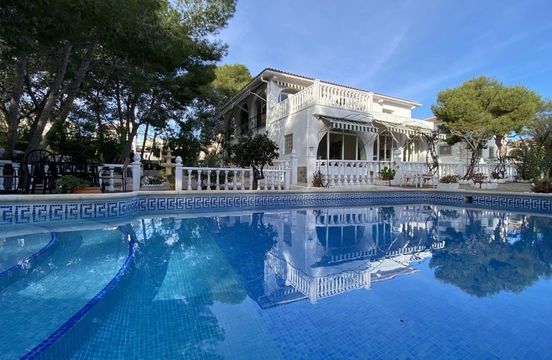 Villa in Pinar de Campoverde