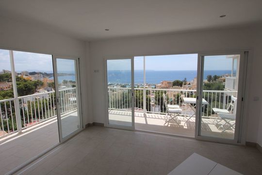 Apartment in Cala Mayor