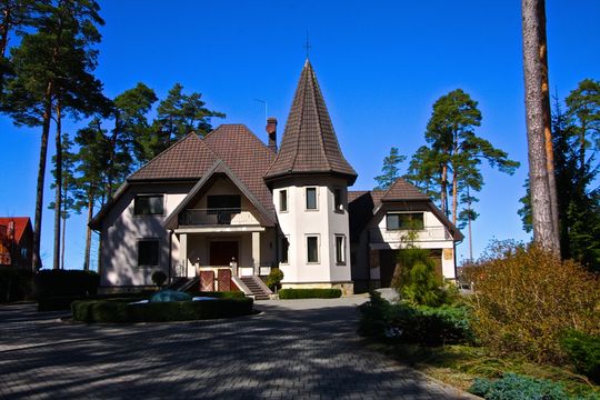 Detached house in Baltezers