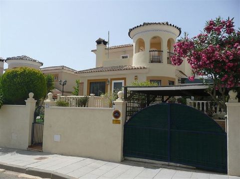 House in Pinar de Campoverde