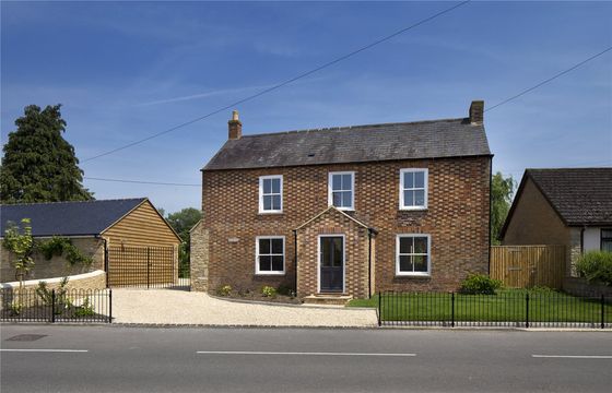 House in Murcott
