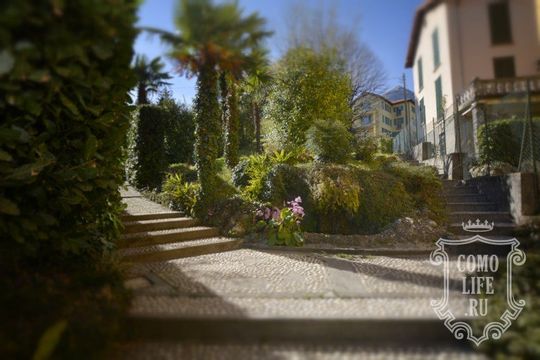 Villa in Griante