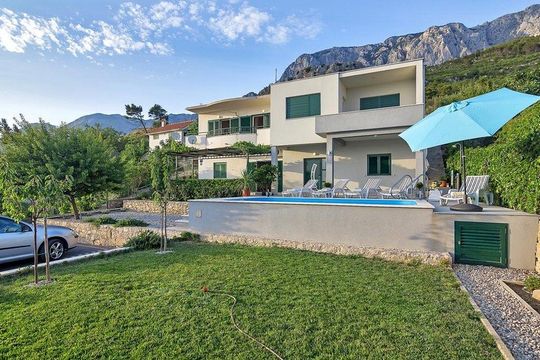 Villa in Makarska