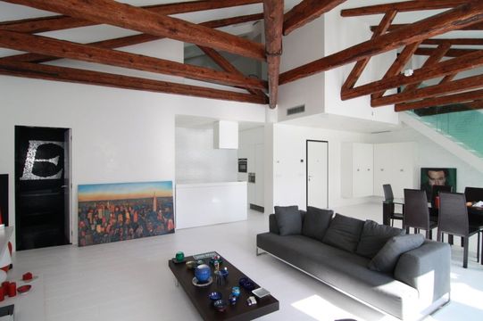 Duplex in Venice