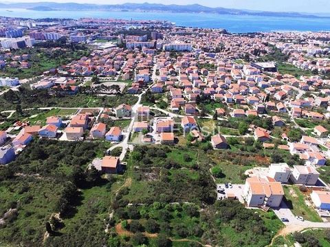 Land in Zadar