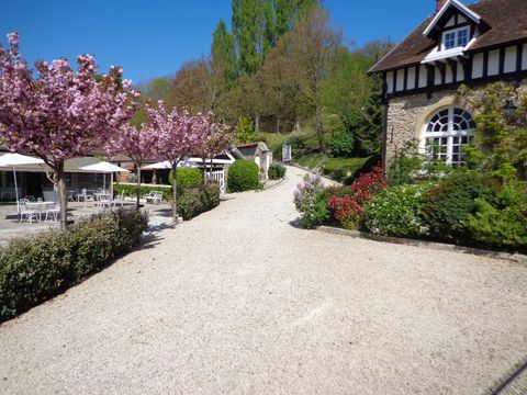 Cottage in Paris