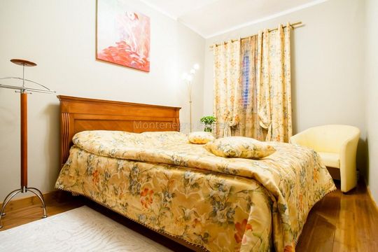 Townhouse in Budva