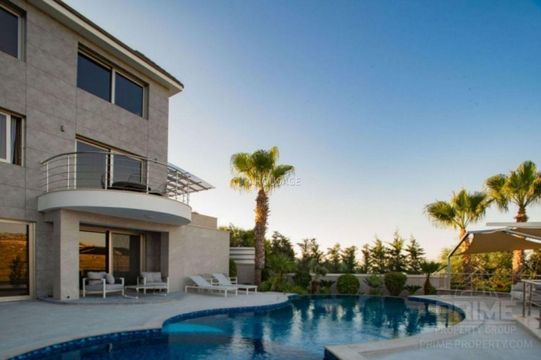 Villa in Limassol