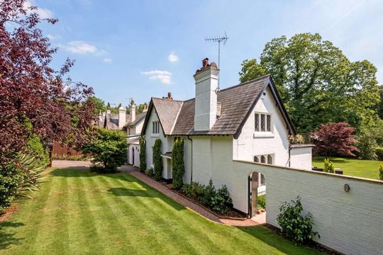 House in Cobham