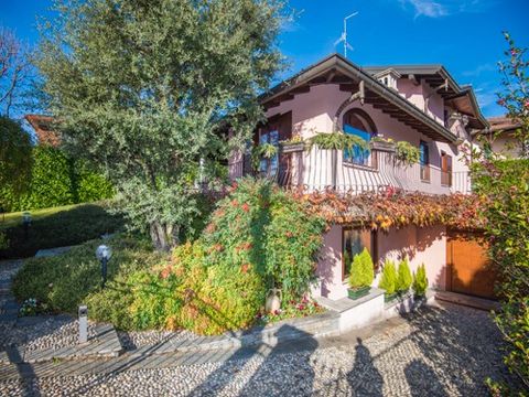 Villa in Olgiate Comasco