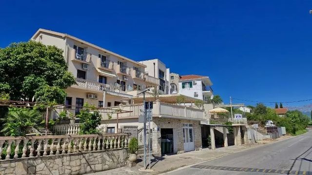 House in Tivat region