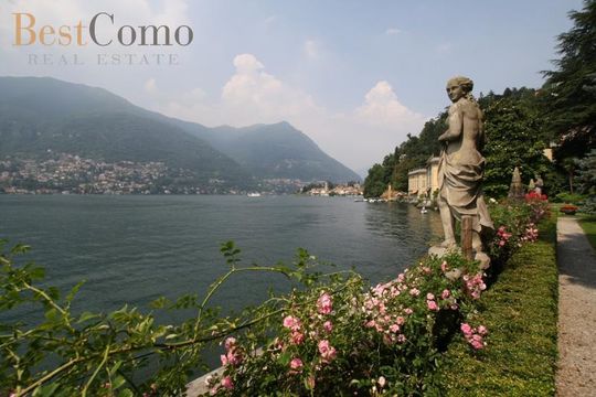 Apartment in Torno