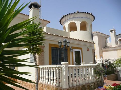 Villa in Pinar de Campoverde