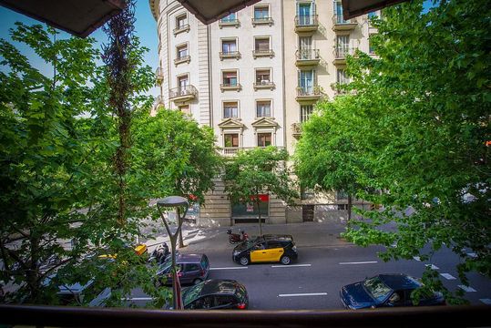 Apartment in Eixample