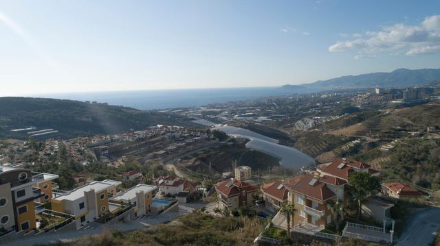 Land in Kargıcak