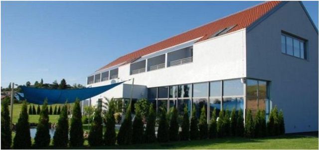 Services in Maribor