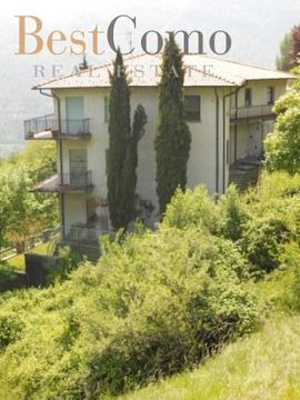 Detached house in Plesio
