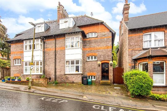 House in Harpenden