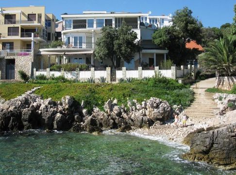 Detached house in Utjeha-Bušat