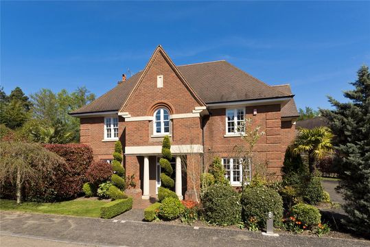 House in Hersham
