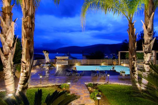 Villa in Korfos