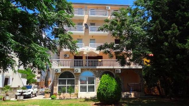 Detached house in Budva