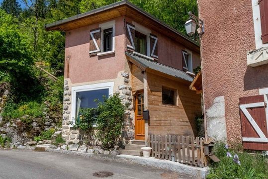 Duplex in Annecy-le-Vieux