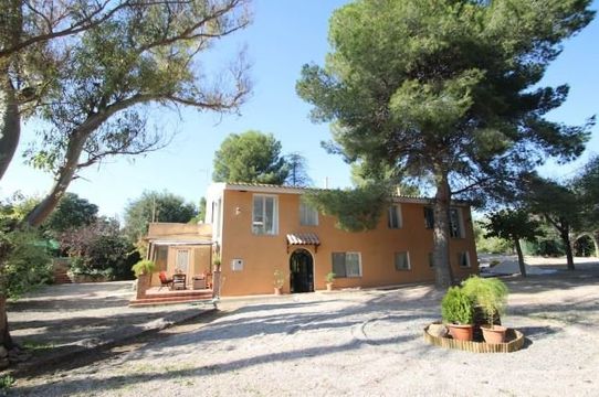 Villa in Valls