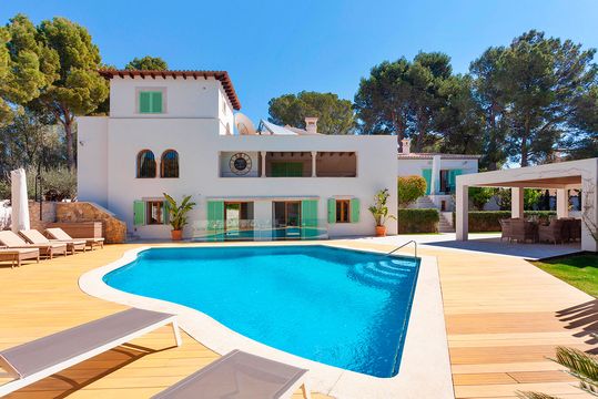Villa in Portals Nous