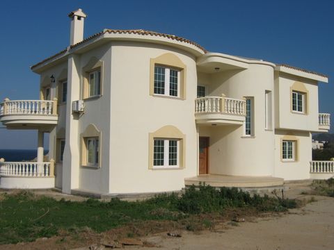 Villa in Kyrenia (Girne)