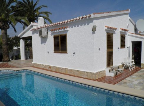 Detached house in Denia