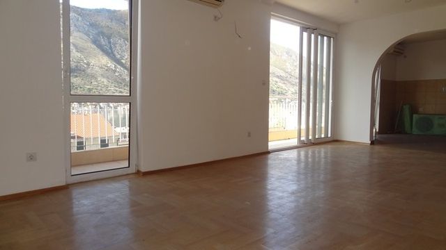 Duplex in Dobrota