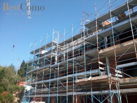 Apartment in Varenna