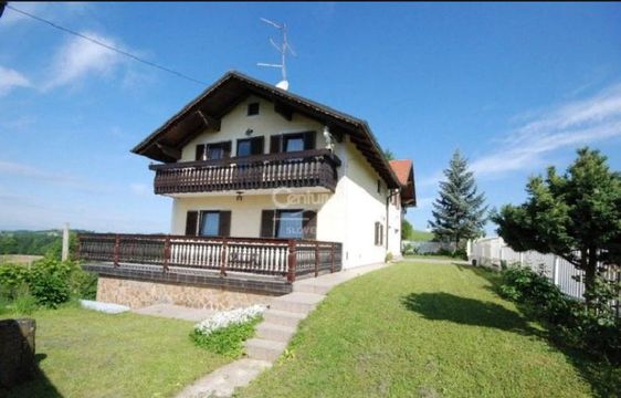 Detached house in Sentilj