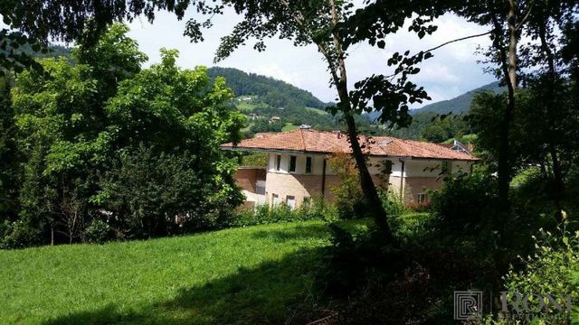 Land in Zagorje ob Savi