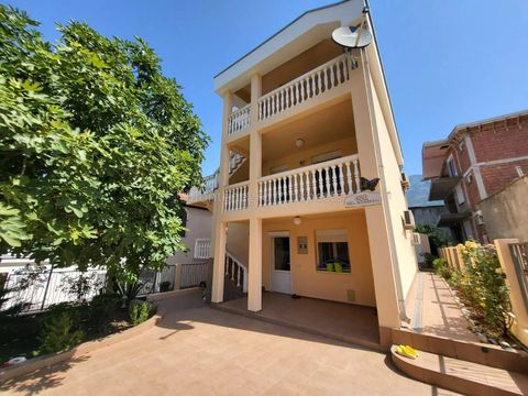 House in Dobra Voda