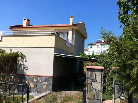 Detached house in Yalova