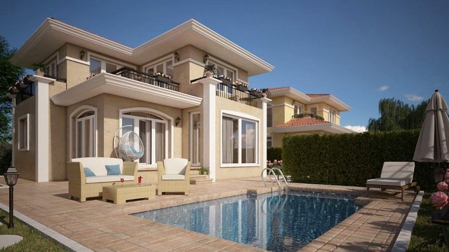 Detached house in Burgas