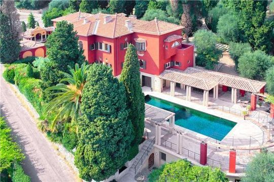 Villa in Menton