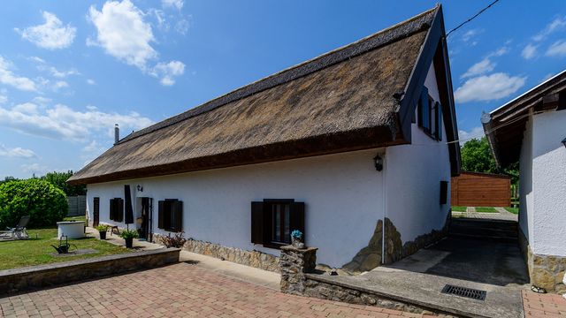 Detached house in Rezi