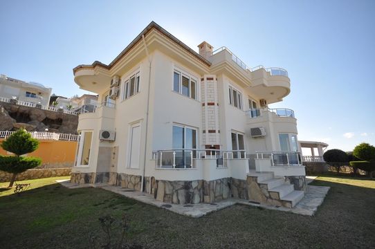 Detached house in Alanya