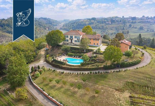 Villa in Vigliano d'Asti