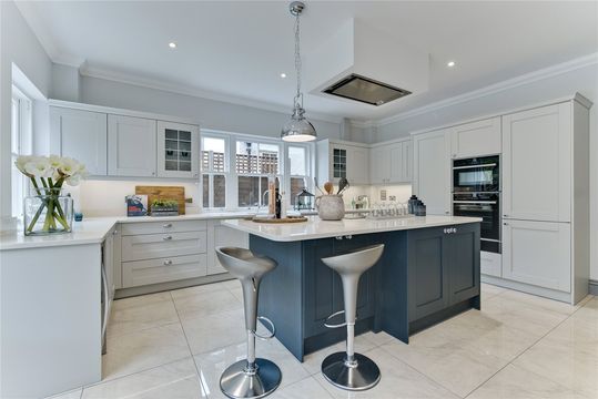 House in Thames Ditton