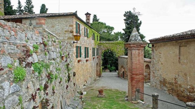 Apartment in San Giovanni d'Asso