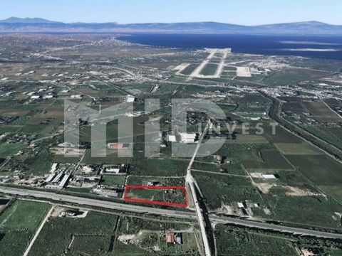 Land in Thermi
